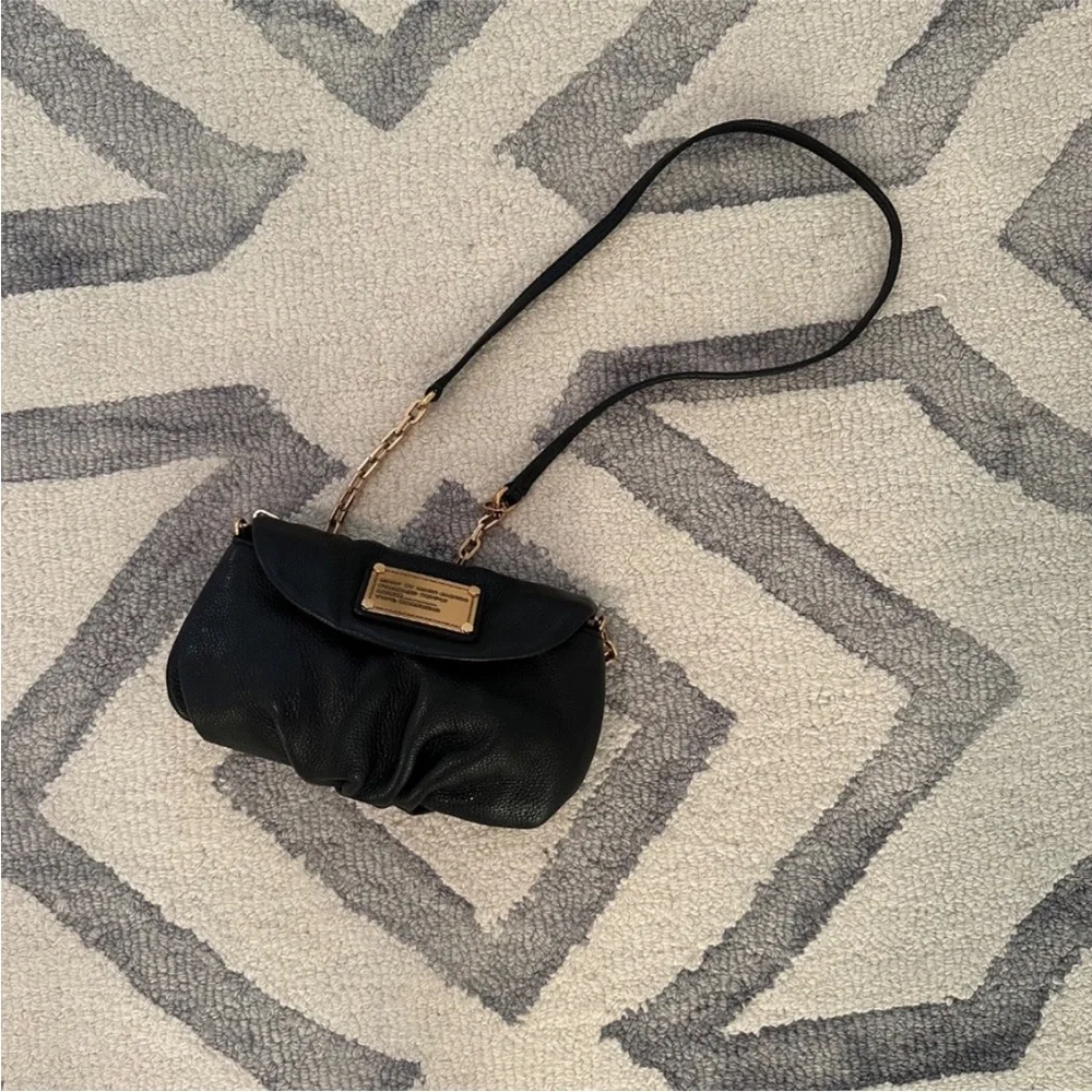 Marc Jacob's Black Crossbody Carly Bag - Picture 4 of 6